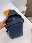 Сумка -слинг  Louis Vuitton Артикул LUX-90321. Вид 5