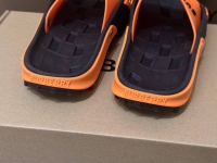 Шлёпанцы Burberry Артикул LUX-91262. Вид 3