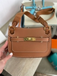 Сумка женская Jypsiere mini, PHW Evercolor leather  Hermes Артикул LUX-91456. Вид 2