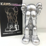 Статуэтка ‘’KAWS’’  Артикул LUX-92028. Вид 2