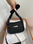 Сумка женская   Jypsiere mini, PHW Swift leather Hermes Артикул LUX-92272. Вид 1