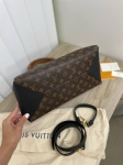 Сумка женская Louis Vuitton Артикул LUX-92418. Вид 5