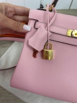 Сумка женская Kelly , 25 cm, swift leather Hermes Артикул LUX-93546. Вид 2
