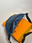 Сумка поясная Louis Vuitton Артикул LUX-93631. Вид 3