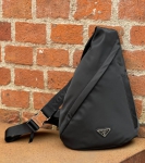 Сумка-слинг Prada Артикул LUX-94254. Вид 4