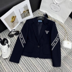Костюм женский  Prada Артикул LUX-95071. Вид 2