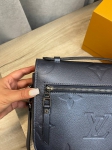Сумка женская Louis Vuitton Артикул LUX-95215. Вид 3