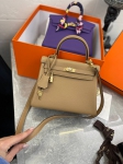 Сумка женская Kelly 25, GHW Togo  Hermes Артикул LUX-95803. Вид 1