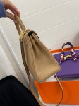 Сумка женская Kelly 25, GHW Togo  Hermes Артикул LUX-95803. Вид 4