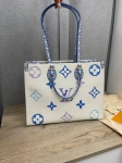 Сумка женская Louis Vuitton Артикул LUX-96452. Вид 3