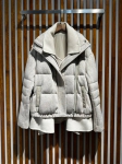 Куртка женская Loro Piana Артикул LUX-96671. Вид 1