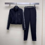 Костюм спортивный Prada Артикул LUX-96691. Вид 3