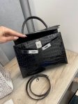 Сумка женская Kelly,28 cm  Crocodile Niloticus Lisse Hermes Артикул LUX-97157. Вид 1