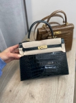 Сумка женская Kelly, 25 cm, GHW Crocodile Niloticus Lisse Hermes Артикул LUX-97198. Вид 2