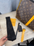 Сумка дорожная  Louis Vuitton Артикул LUX-97332. Вид 2