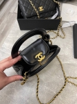 Сумка женская Chanel Артикул LUX-97431. Вид 2