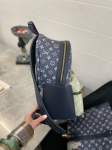 Рюкзак  Louis Vuitton Артикул LUX-97831. Вид 4