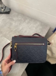 Сумка женская Pochette  Louis Vuitton Артикул LUX-98549. Вид 3