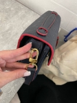Сумка женская Pochette  Louis Vuitton Артикул LUX-98549. Вид 4