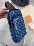 Сумка-слинг Louis Vuitton Артикул LUX-98617. Вид 3