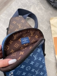 Сумка-слинг Louis Vuitton Артикул LUX-98617. Вид 6
