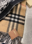 Палантин Burberry Артикул LUX-98811. Вид 3