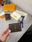 Кошелёк Louis Vuitton Артикул LUX-98821. Вид 1