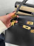 Сумка женская Kelly, 35 cm, swift leather Hermes Артикул LUX-98950. Вид 4