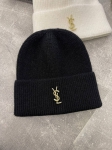 Шапка Yves Saint Laurent Артикул LUX-98990. Вид 1