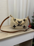 Сумка Over The Moon Louis Vuitton Артикул LUX-99703. Вид 1