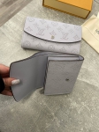 Кошелёк Louis Vuitton Артикул LUX-101075. Вид 5