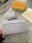 Кошелёк Louis Vuitton Артикул LUX-101074. Вид 3
