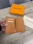 Обложка на паспорт Louis Vuitton Артикул LUX-101362. Вид 2