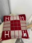  Декоративная подушка Hermes Артикул LUX-94077. Вид 1