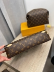 Косметичка Louis Vuitton Артикул LUX-101713. Вид 3