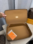 Косметичка Louis Vuitton Артикул LUX-101713. Вид 4