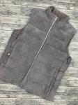 Жилет из натуральной замши  Brunello Cucinelli Артикул LUX-101878. Вид 1
