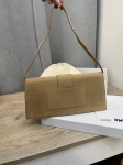 Сумка женская JACQUEMUS Артикул LUX-102030. Вид 3