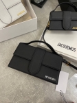 Сумка женская JACQUEMUS Артикул LUX-102079. Вид 1