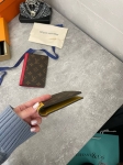 Обложка на паспорт Louis Vuitton Артикул LUX-102407. Вид 2