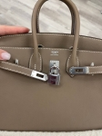 Сумка женская  Birkin , 25, Swift, PHW  Etoupe color Hermes Артикул LUX-102485. Вид 9