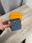 Кошелёк Louis Vuitton Артикул LUX-103071. Вид 2
