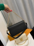 Сумка женская Twist West Louis Vuitton Артикул LUX-103334. Вид 5