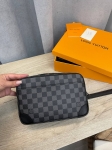 Борсетка  Louis Vuitton Артикул LUX-104252. Вид 5