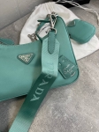 Сумка женская Prada Артикул LUX-104907. Вид 3
