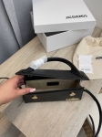 Сумка женская JACQUEMUS Артикул LUX-104945. Вид 5