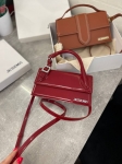  Сумка женская  JACQUEMUS Артикул LUX-105330. Вид 1