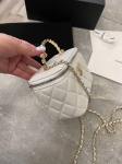 Сумка женская Chanel Артикул LUX-106797. Вид 2