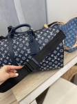 Сумка дорожная 50см  Louis Vuitton Артикул LUX-107029. Вид 2