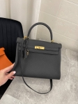 Сумка женская Kelly, 32 PHW Hermes Артикул LUX-107205. Вид 1
